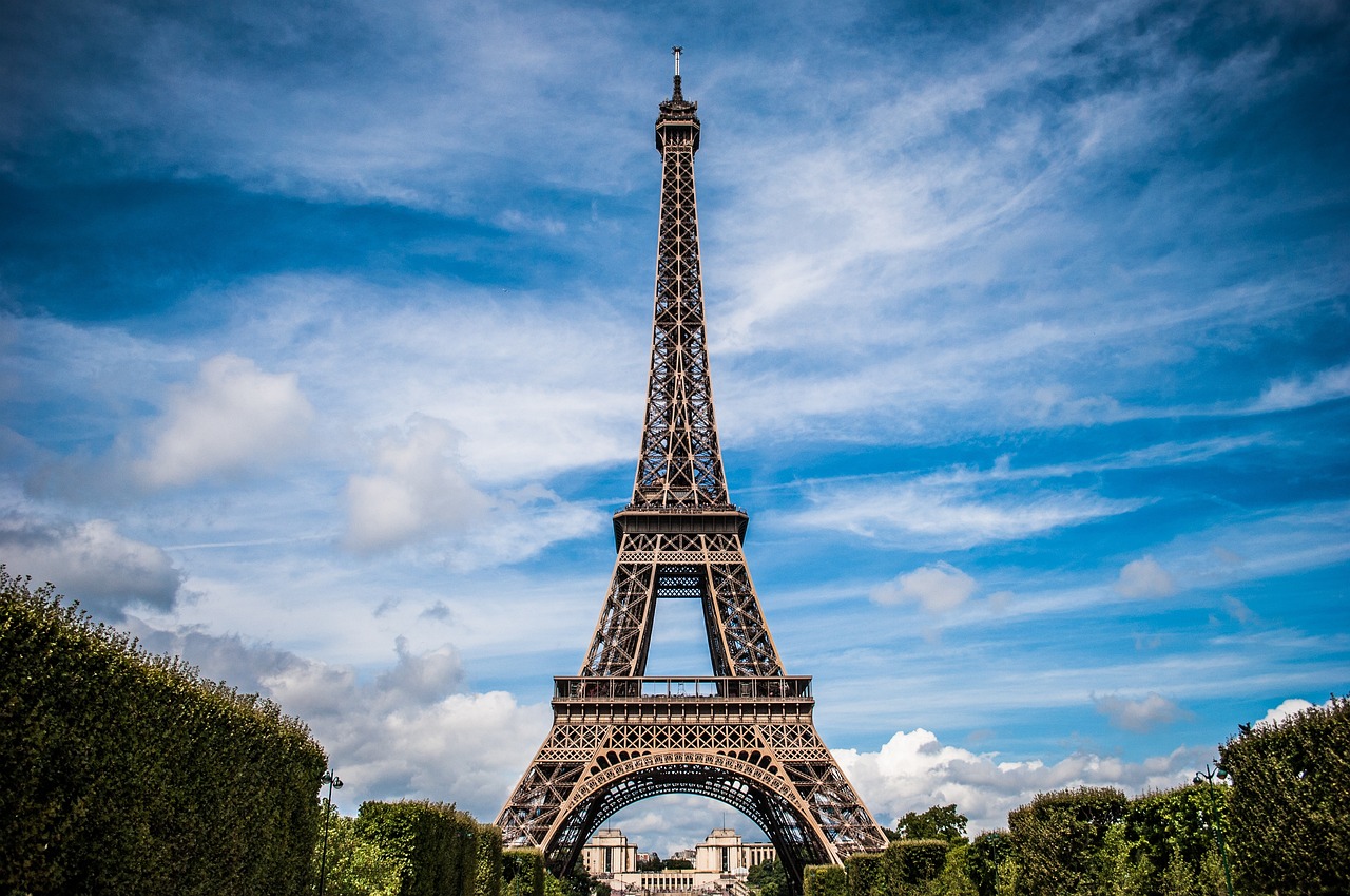 wieża eiffla Francja Paryż